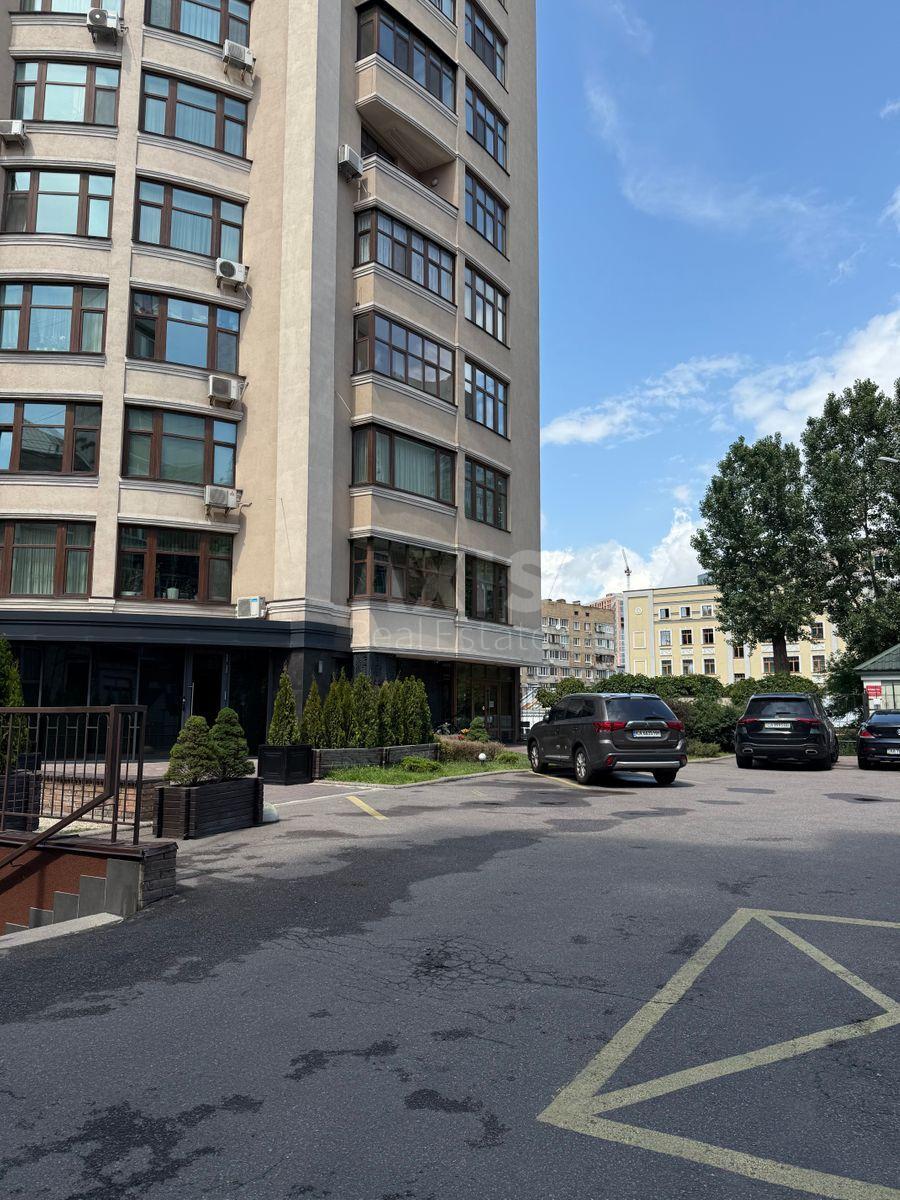 3k apartment vul. Dmytrivs'ka 69