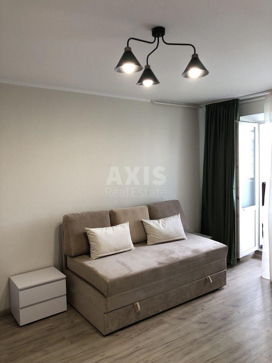 1k apartment shose Stolychne 1Б