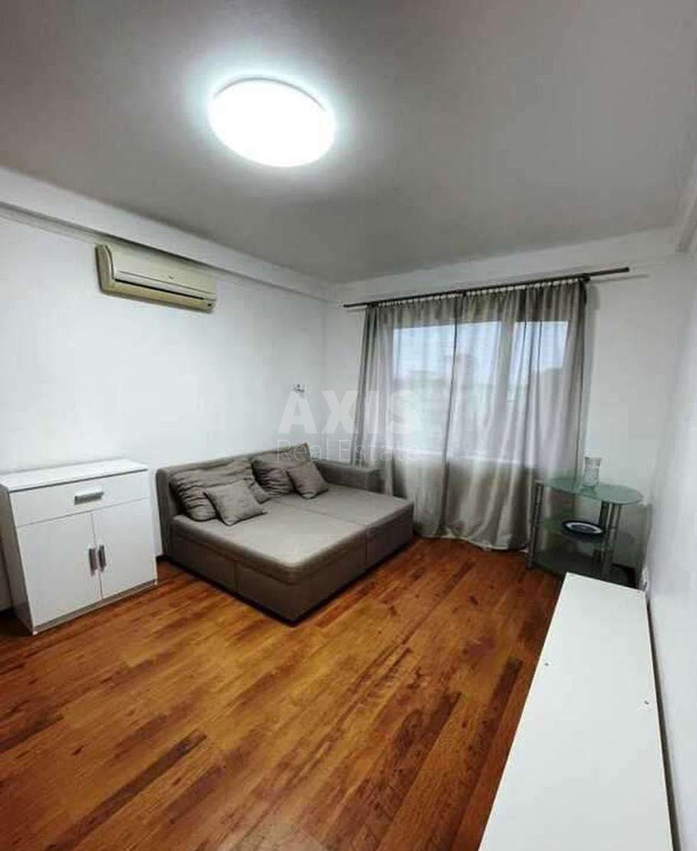 3k apartment vul. Oleksandra Arhypenka 1/21