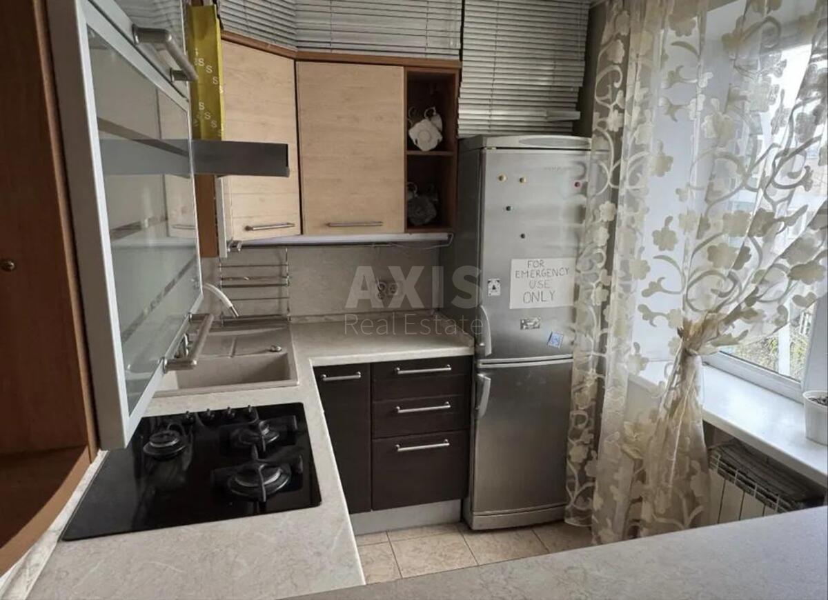 2к квартира ул. Набережно-Крещатицкая 35А0