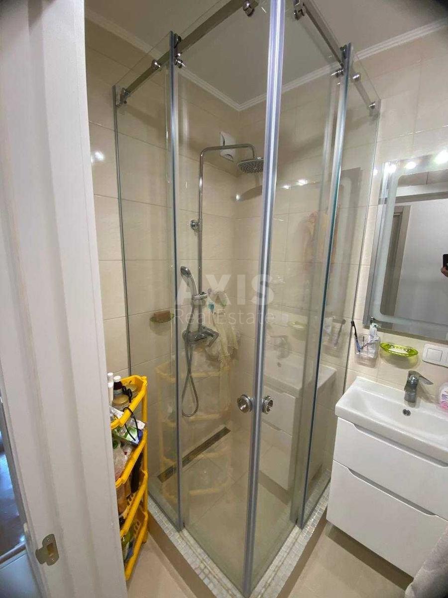 3k apartment pr-t Tychyny Pavla 38
