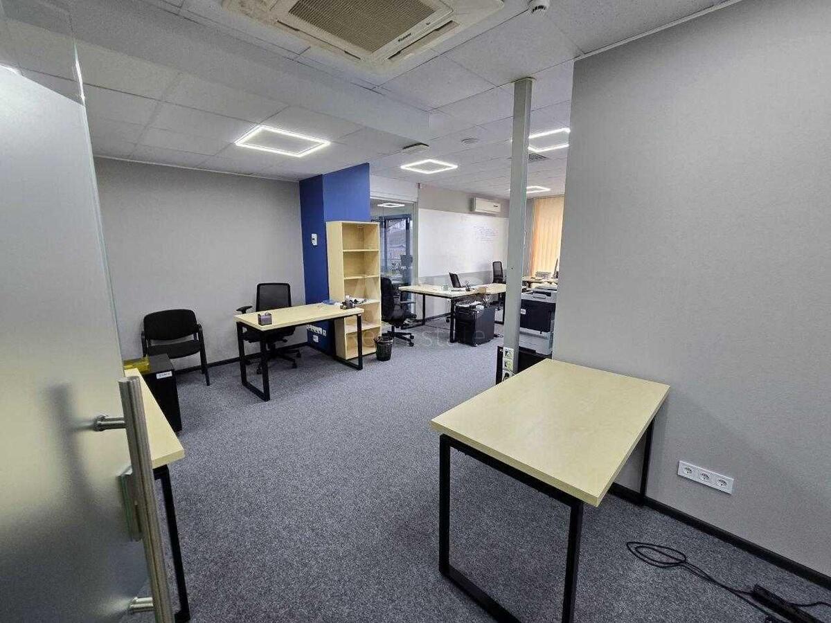 Office vul. Velyka Zhytomyrs'ka 20, 643m29