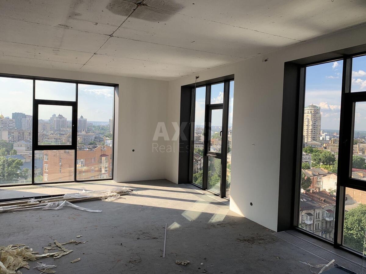 4k apartment vul. Bul'varno-Kudrjavs'ka 215