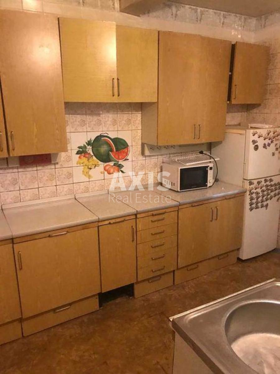 1k apartment vul. Glybochyc'ka 13