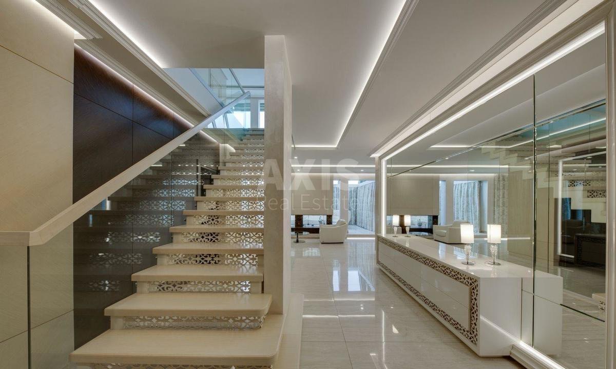 5k apartment vul. Nazarivs'ka 119