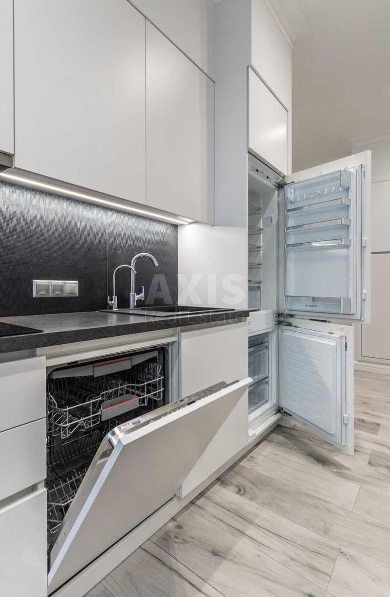 3k apartment vul. Sichovyh Stril'civ 9В1