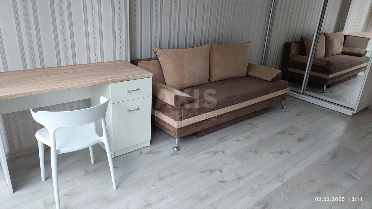 3k apartment vul. Nekrasova 82