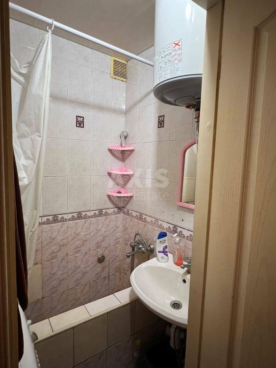 1k apartment vul. Tupoljeva Akademika 15Е6