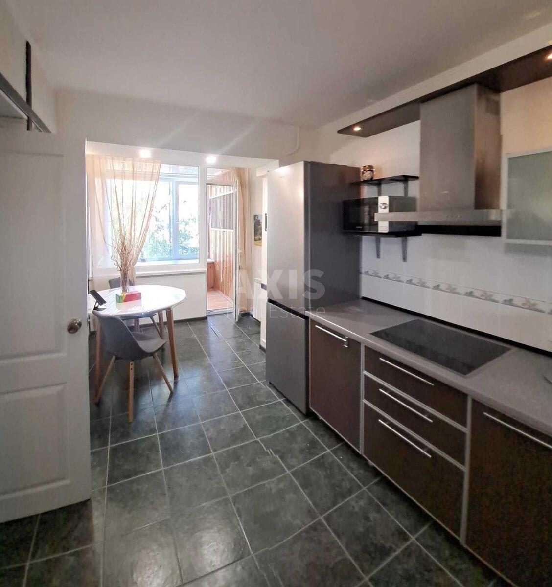 3k apartment vul. Antonovycha 16060208