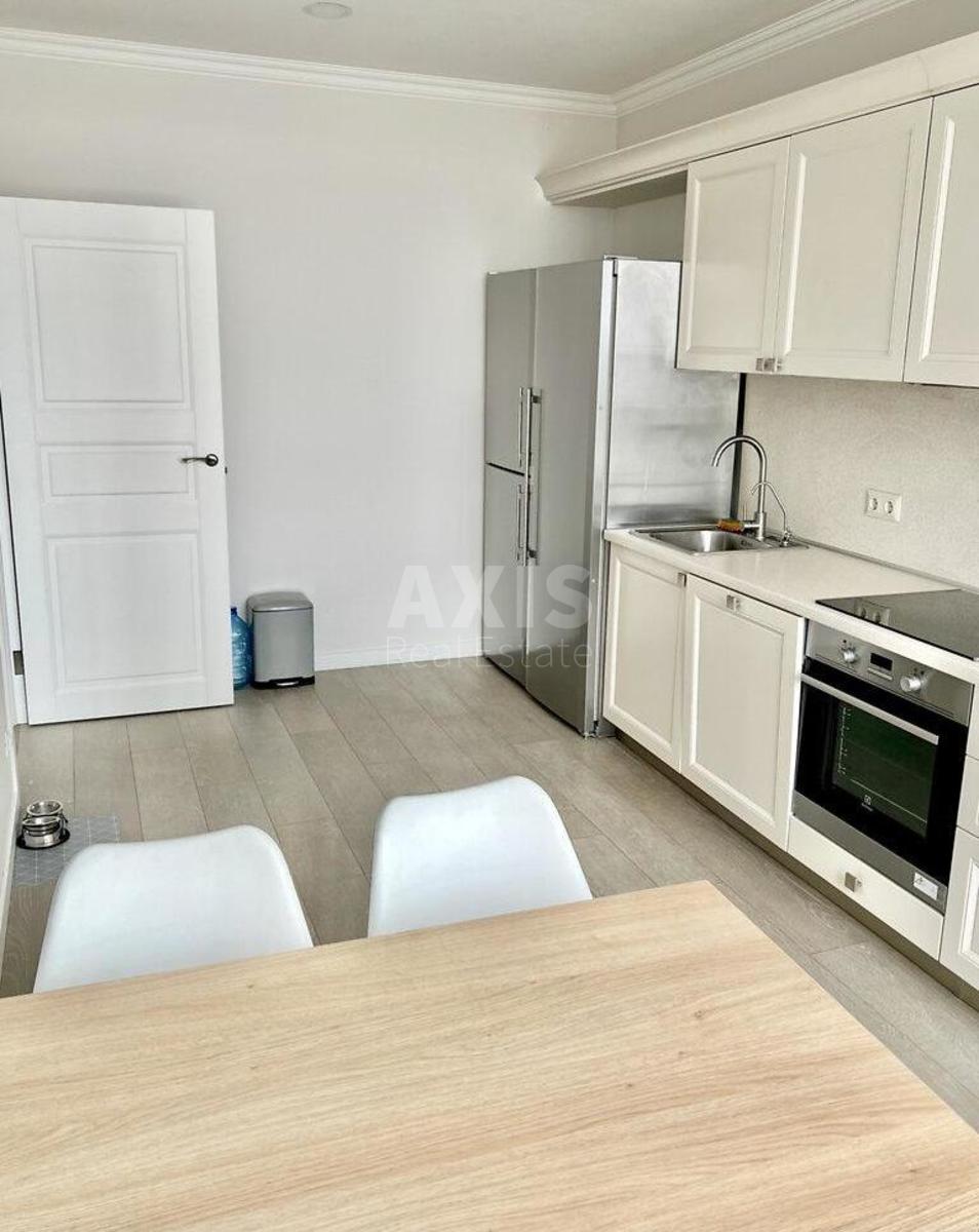 3k apartment vul. Solom'jans'ka 20В0