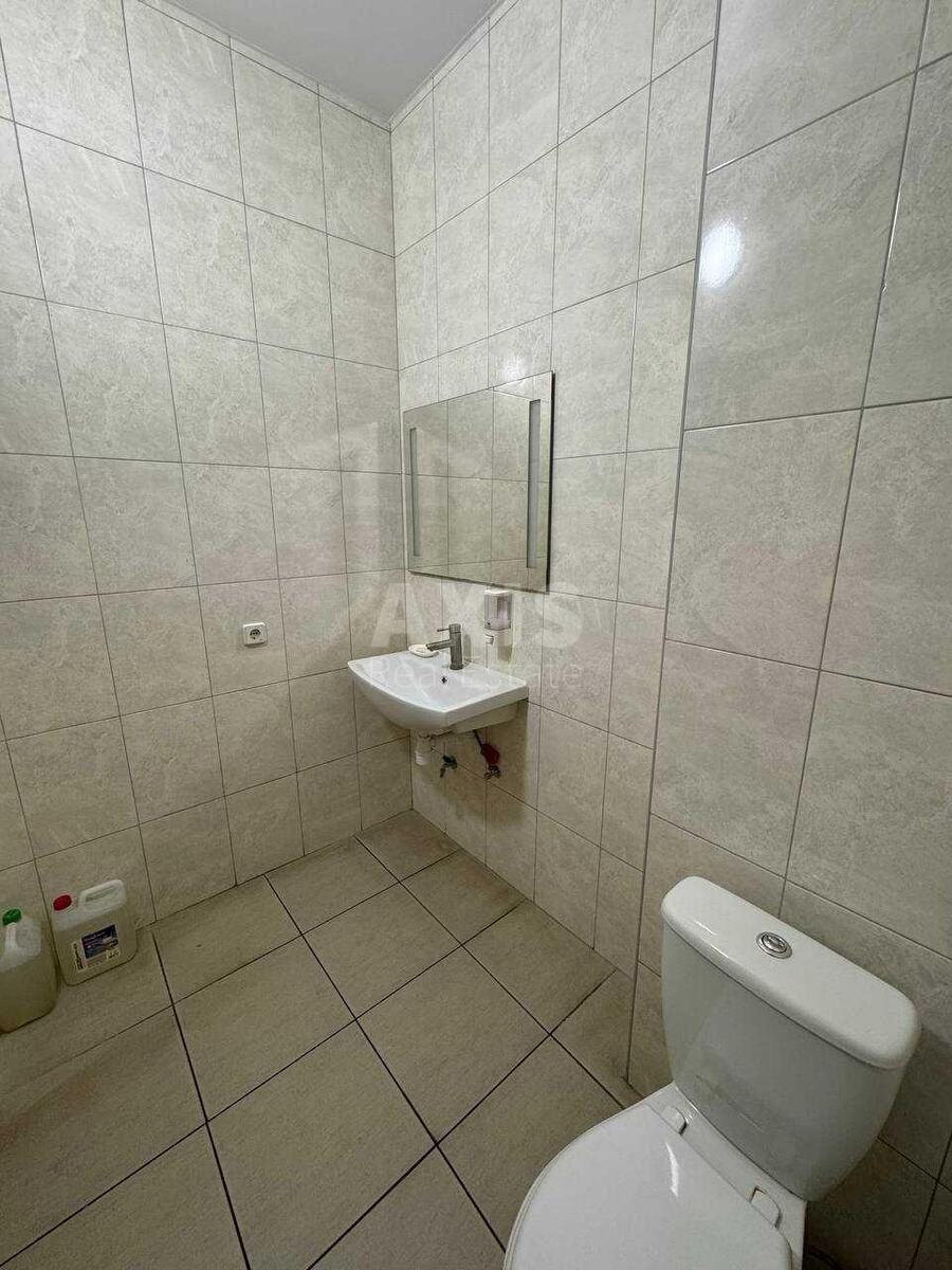 Office vul. Shevcova Ivana 5, 134m25