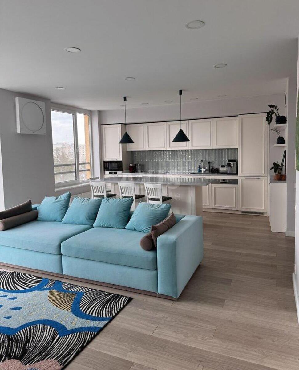 4k apartment vul. Petryc'kogo Anatolija 17А0