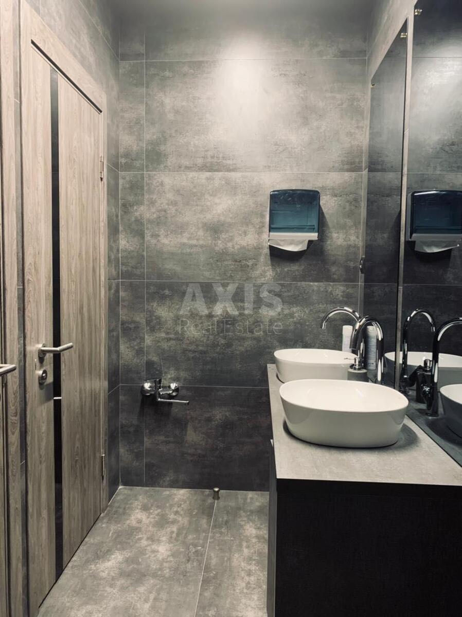 Office bul. Druzhby Narodiv 16, 58m2566724