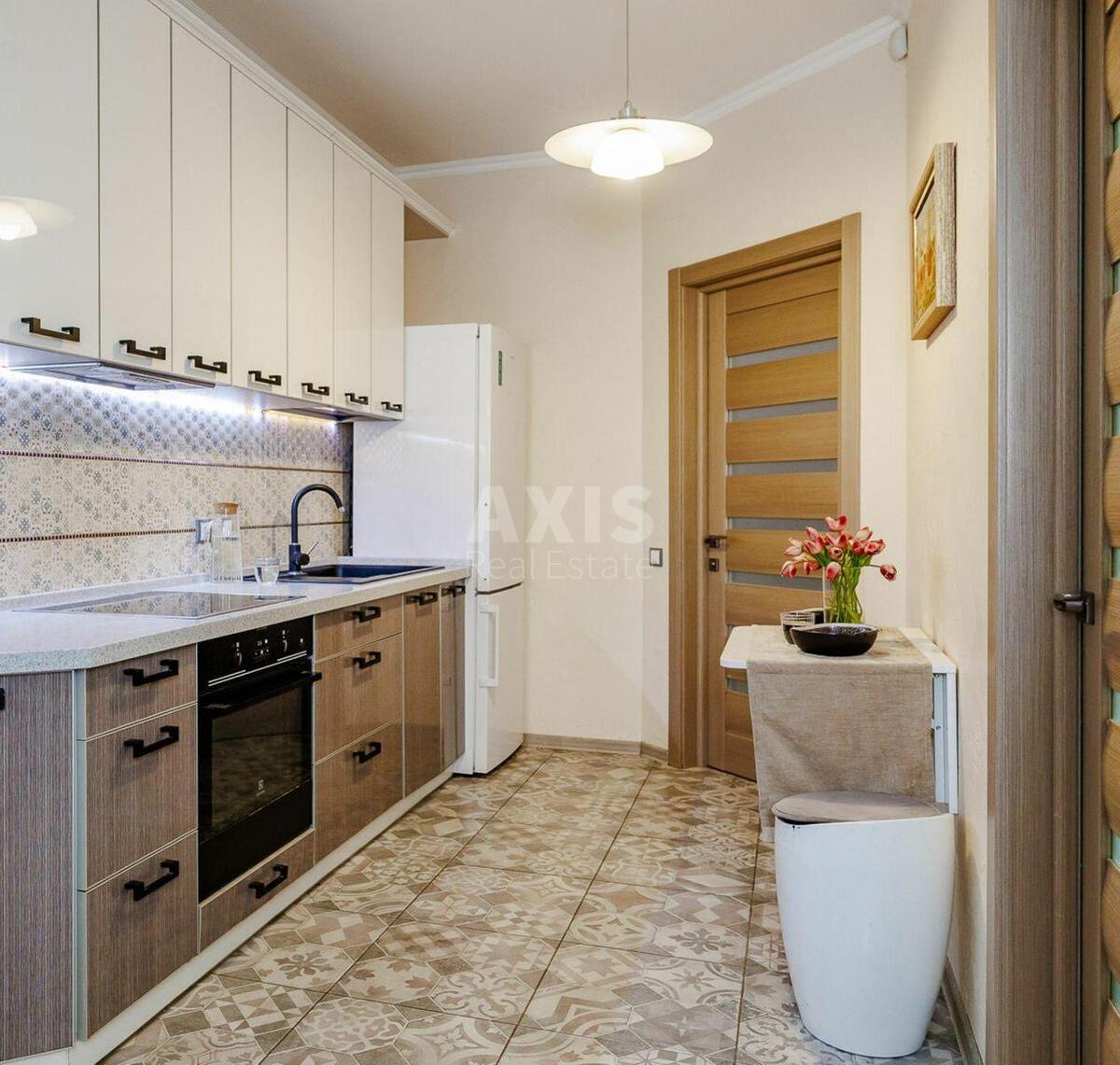 3k apartment vul. Chornyh Zaporozhciv 26