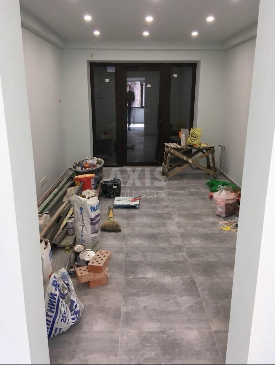 Trade object bul. Perova 11, 45m2582375