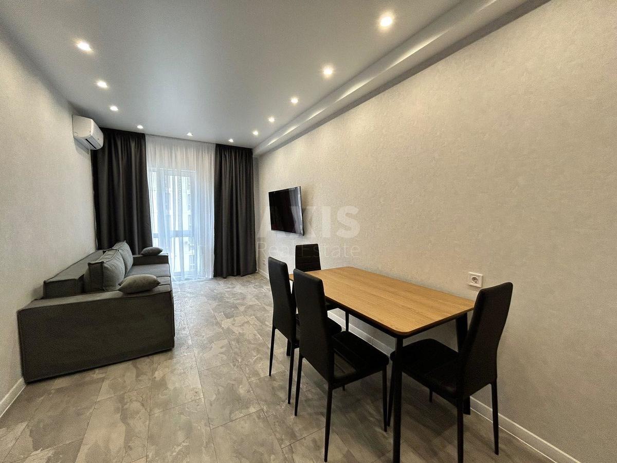 1k apartment vul. Myhajla Maksymovycha 24В