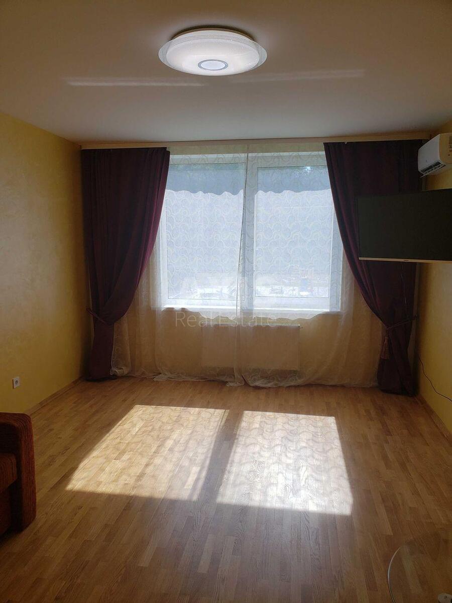 1k apartment prov. Kolomyjs'kyj 6571880
