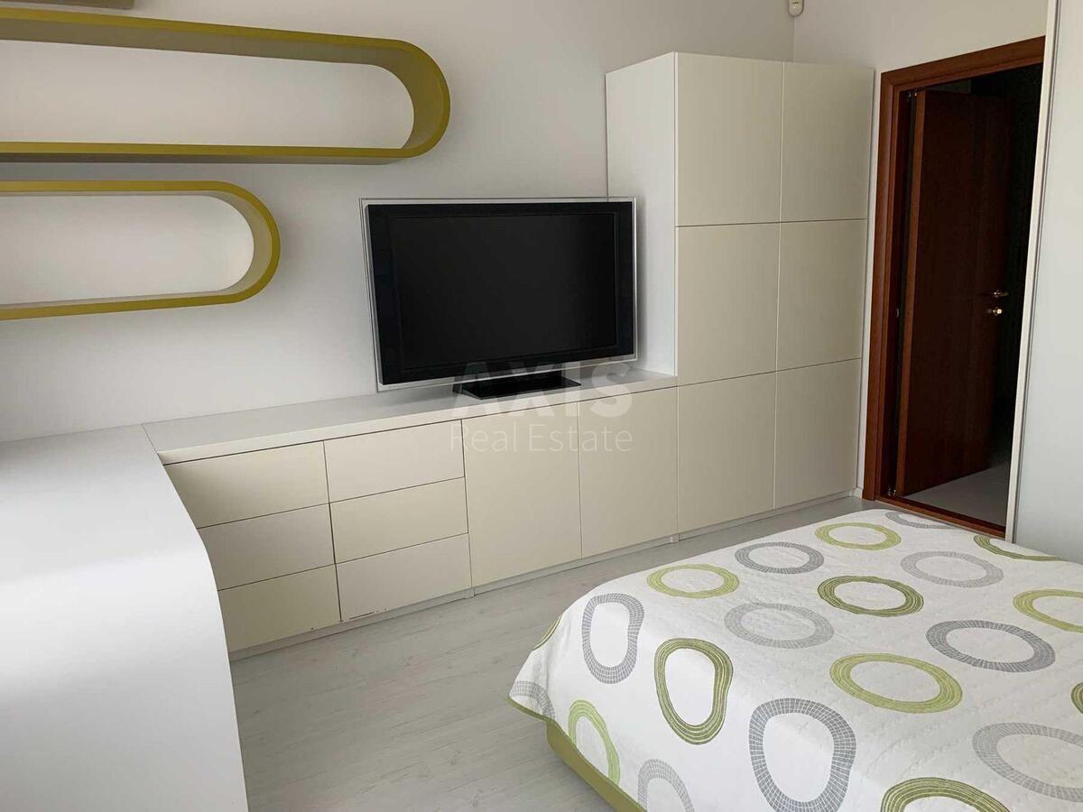 3k apartment vul. Gryshka Myhajla 9617325