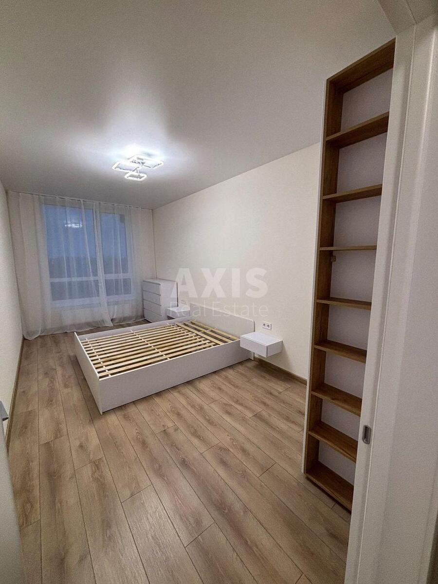 1k apartment vul. Radchenka Petra 81