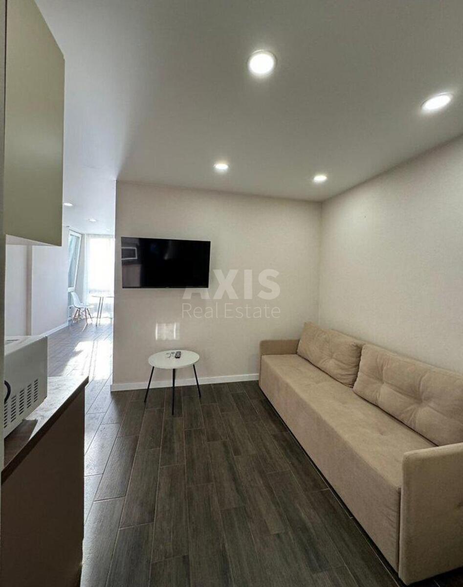 1k apartment vul. Naumova Generala 1Б1