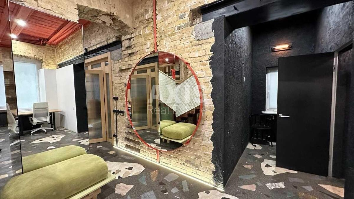 Office vul. Hmel'nyc'kogo Bogdana 74, 128m23