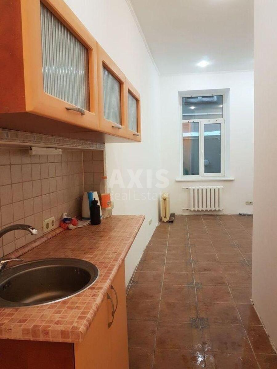 2k apartment vul. Naberezhno-Hreshhatyc'ka 7