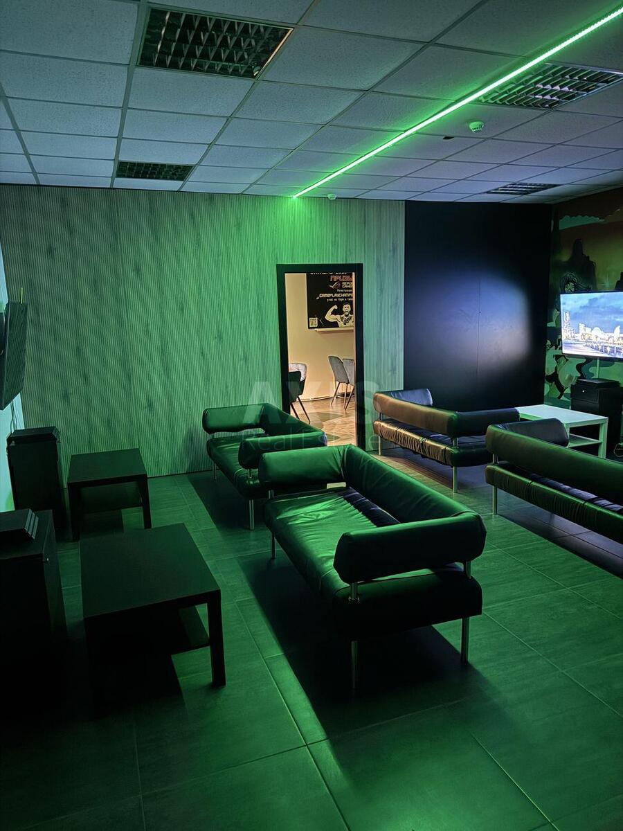 Office pr-t Bazhana Mykoly 10А, 420m2590124