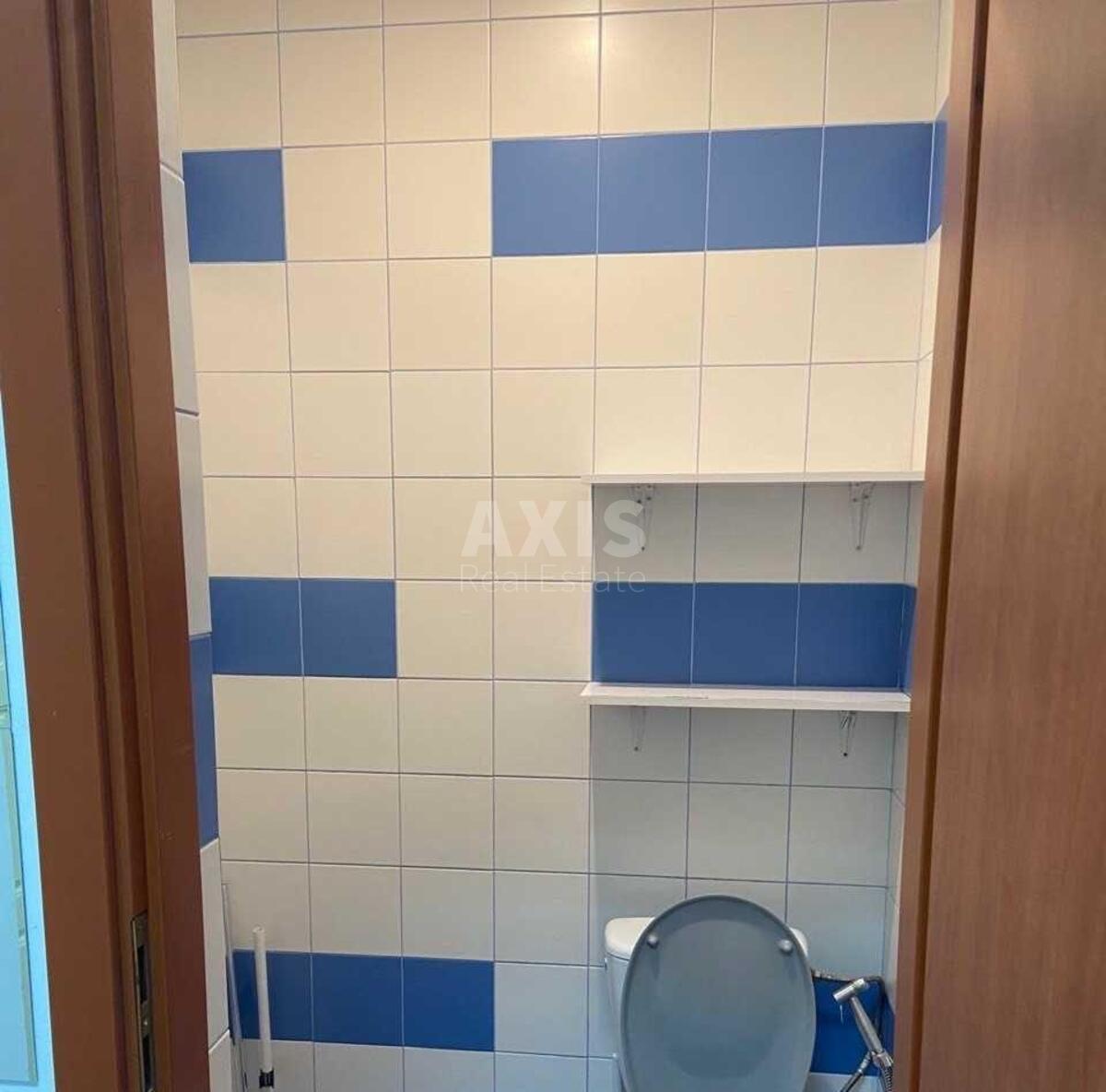Office vul. Lyps'ka 19/7, 158m28