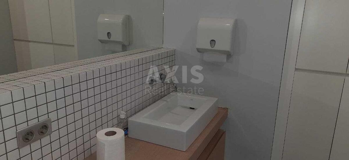 Office vul. Kropyvnyc'kogo 14, 117m27