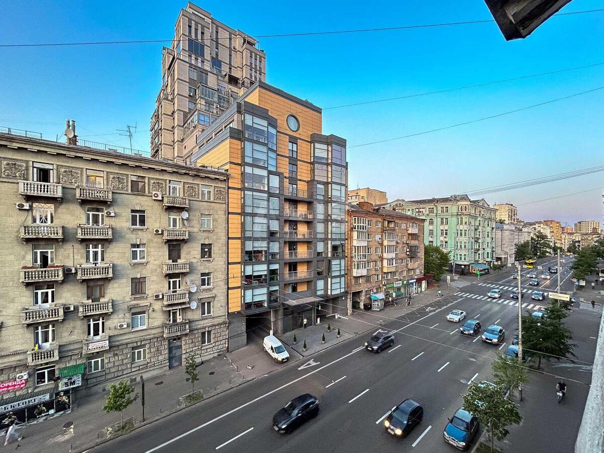 3k apartment vul. Saksagans'kogo 8911