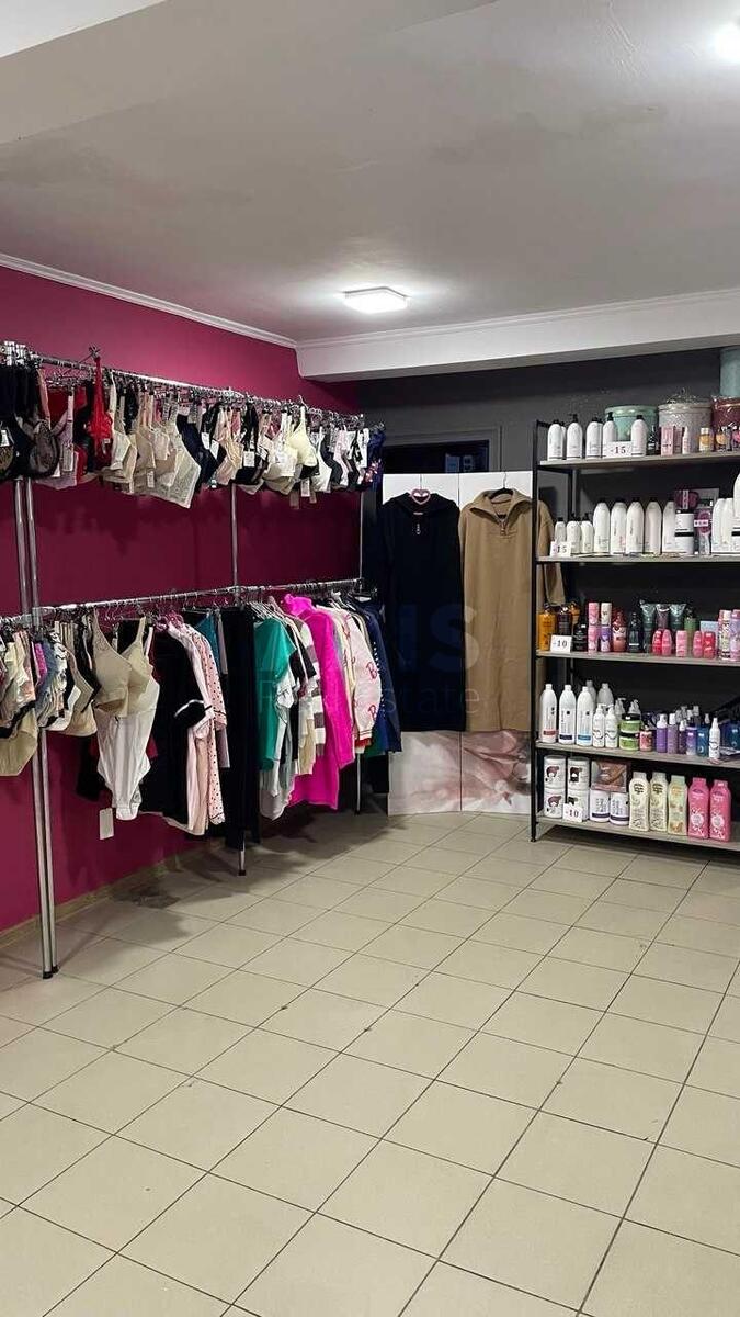 Объект торговли ул. Кубанской Украины 25/27, 60м2617141