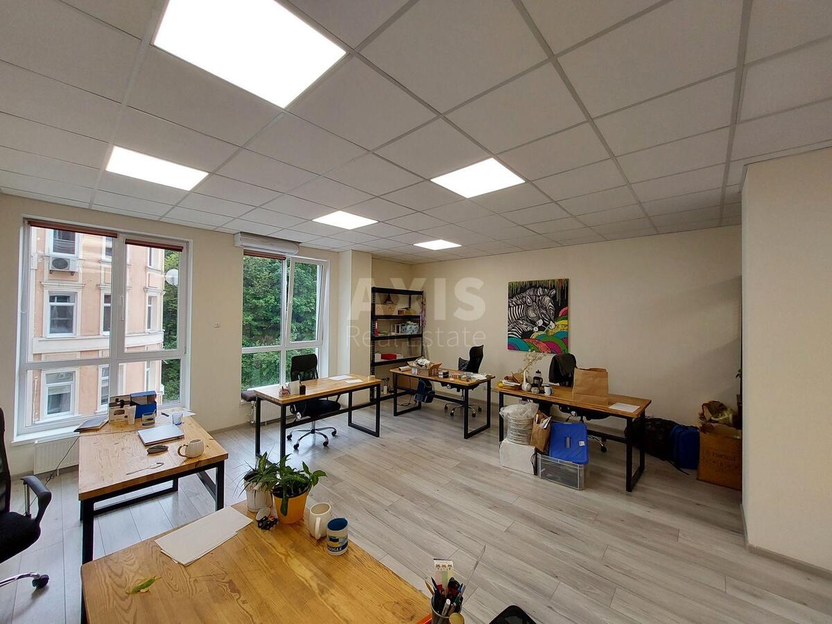 Office vul. Glybochyc'ka 40, 71m28