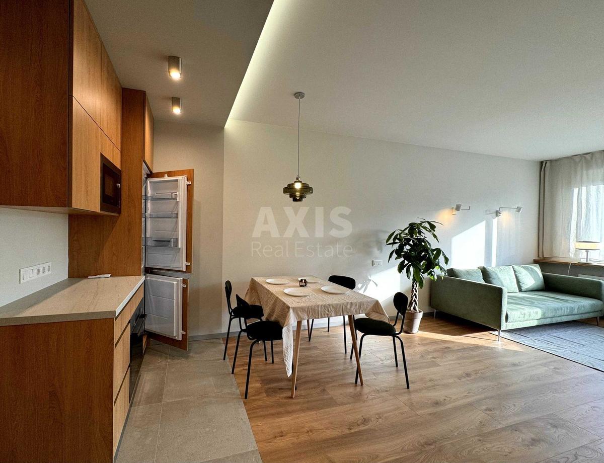1k apartment vul. Kyrylivs'ka 370