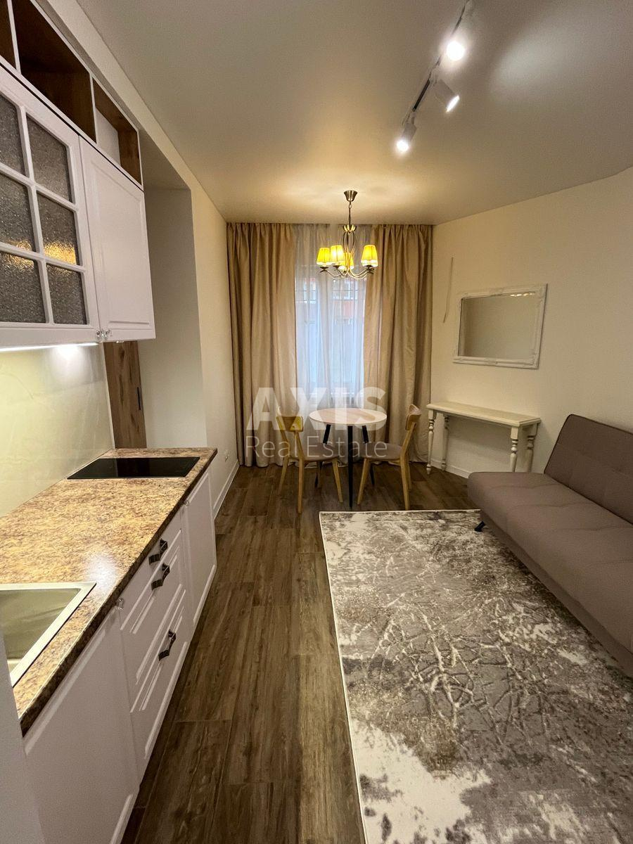 1k apartment pr-t Glushkova Akademika 60