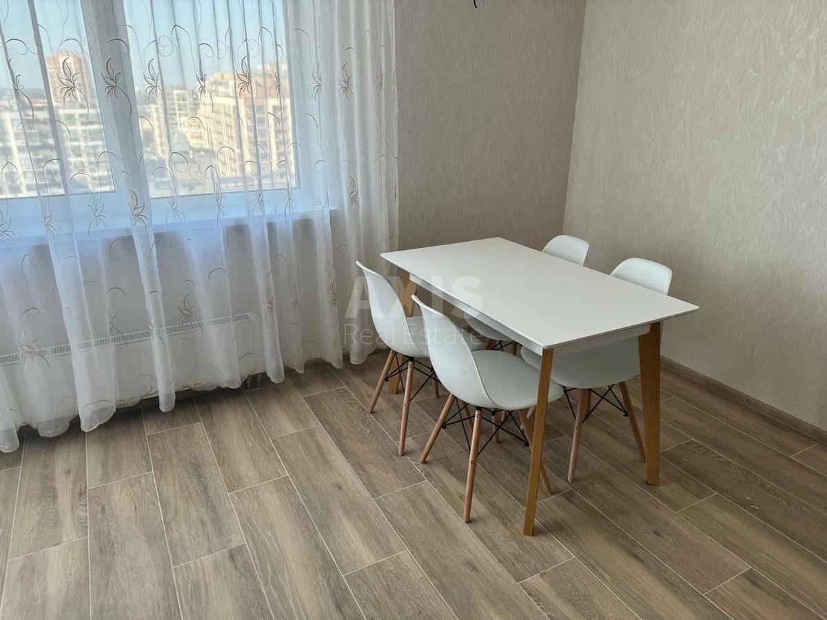 2k apartment vul. Oleksandra Olesja 5А433151