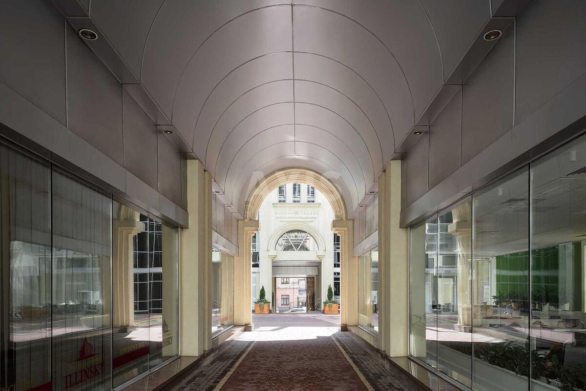 Office vul. Illins'ka 8, 2000m2588640
