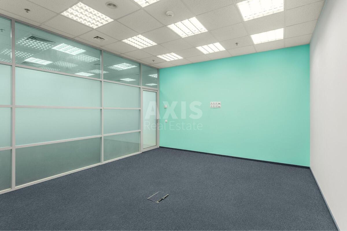 Office vul. Amosova Mykoly 12, 270m24
