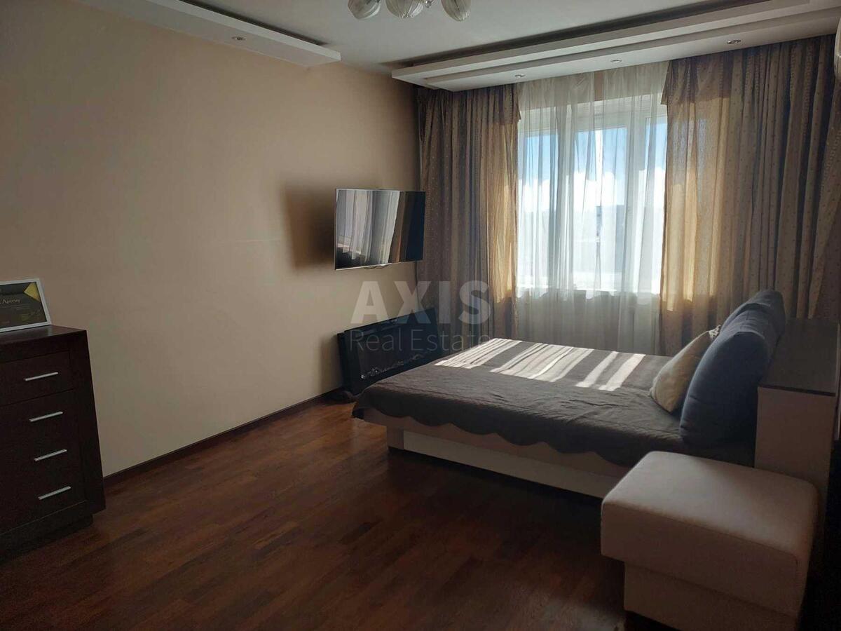 2k apartment vul. Akademika Jefremova 29/222