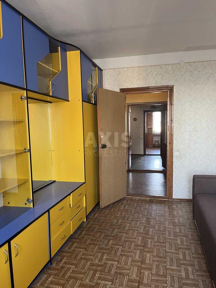 4k apartment vul. Vyshnjakivs'ka 1310
