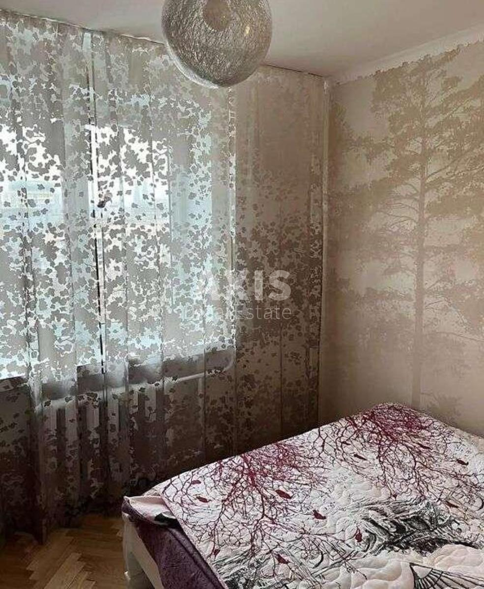 3k apartment vul. Antonovycha 103А302513