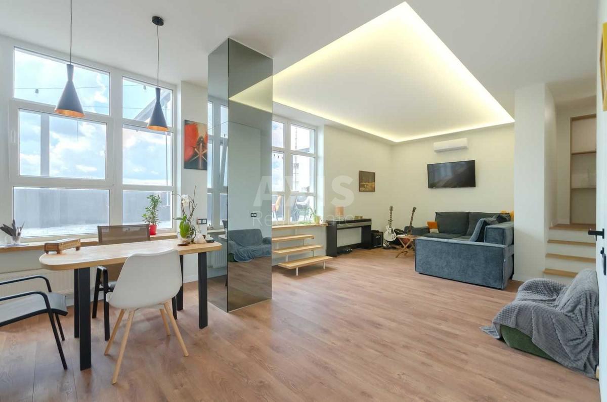 3k apartment vul. Baggovutivs'ka 1А