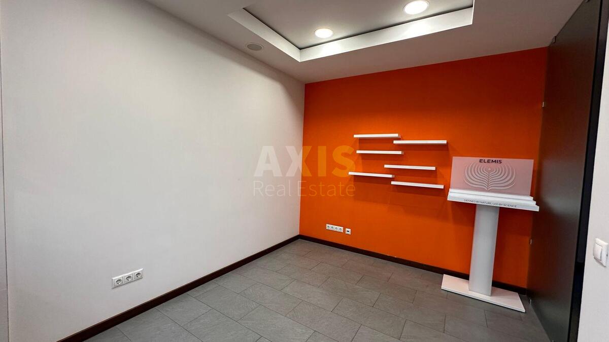 Office vul. Velyka Vasyl'kivs'ka 72, 170m25