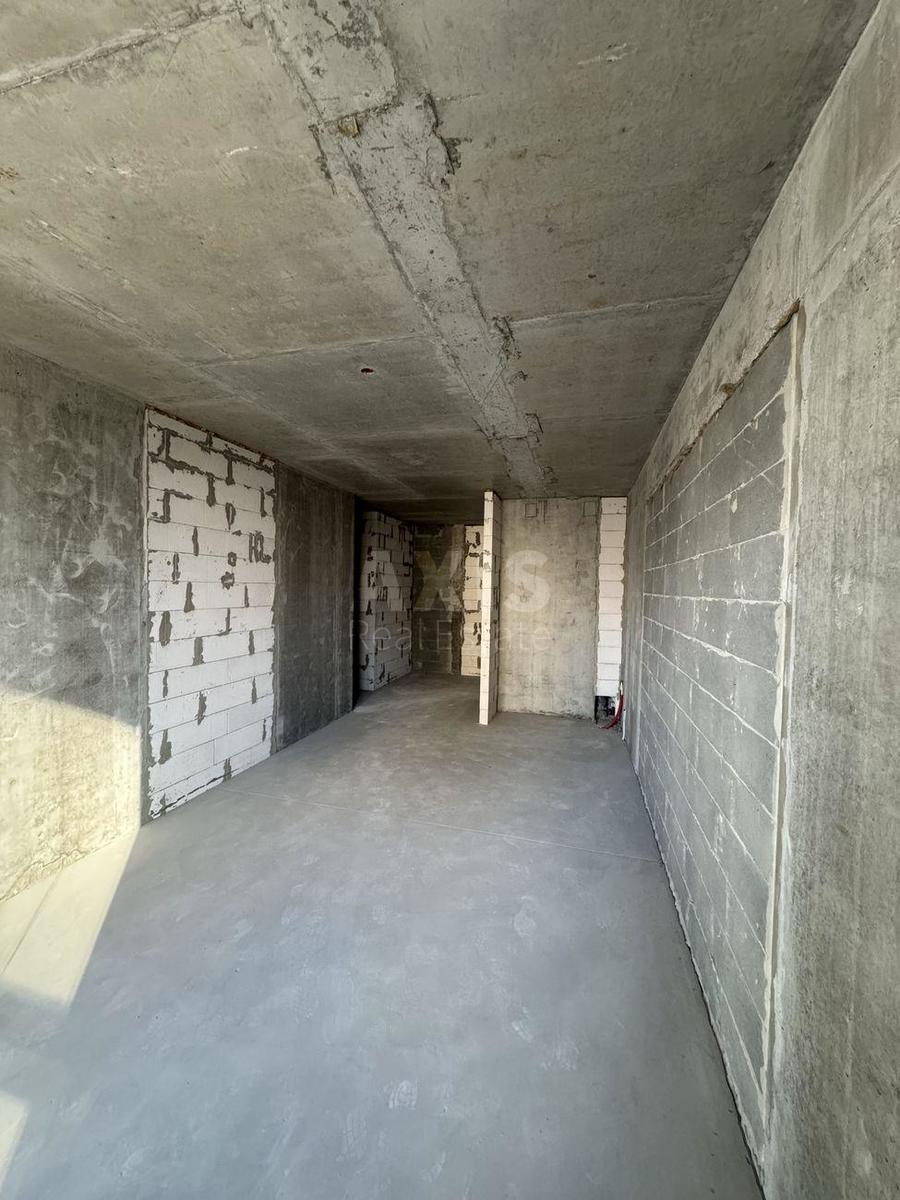 3k apartment nab. Dniprovs'ka 15Ж4