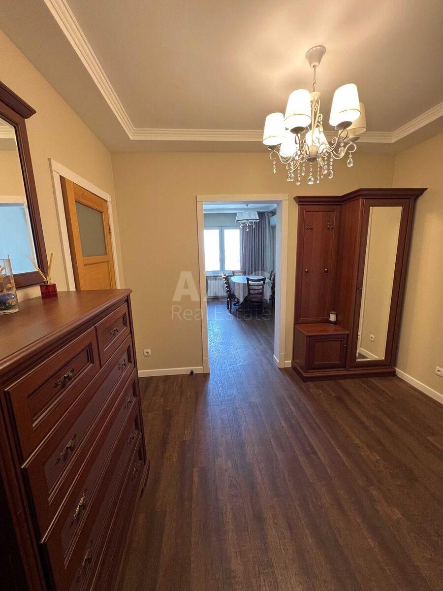 5k apartment vul. Dragomanova 110