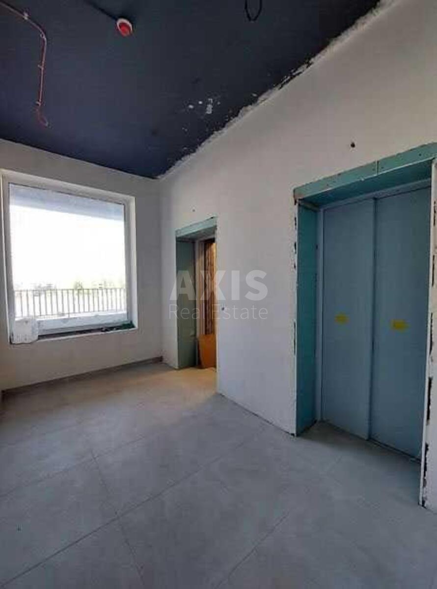 1k apartment vul. Sverstjuka Jevgena 549