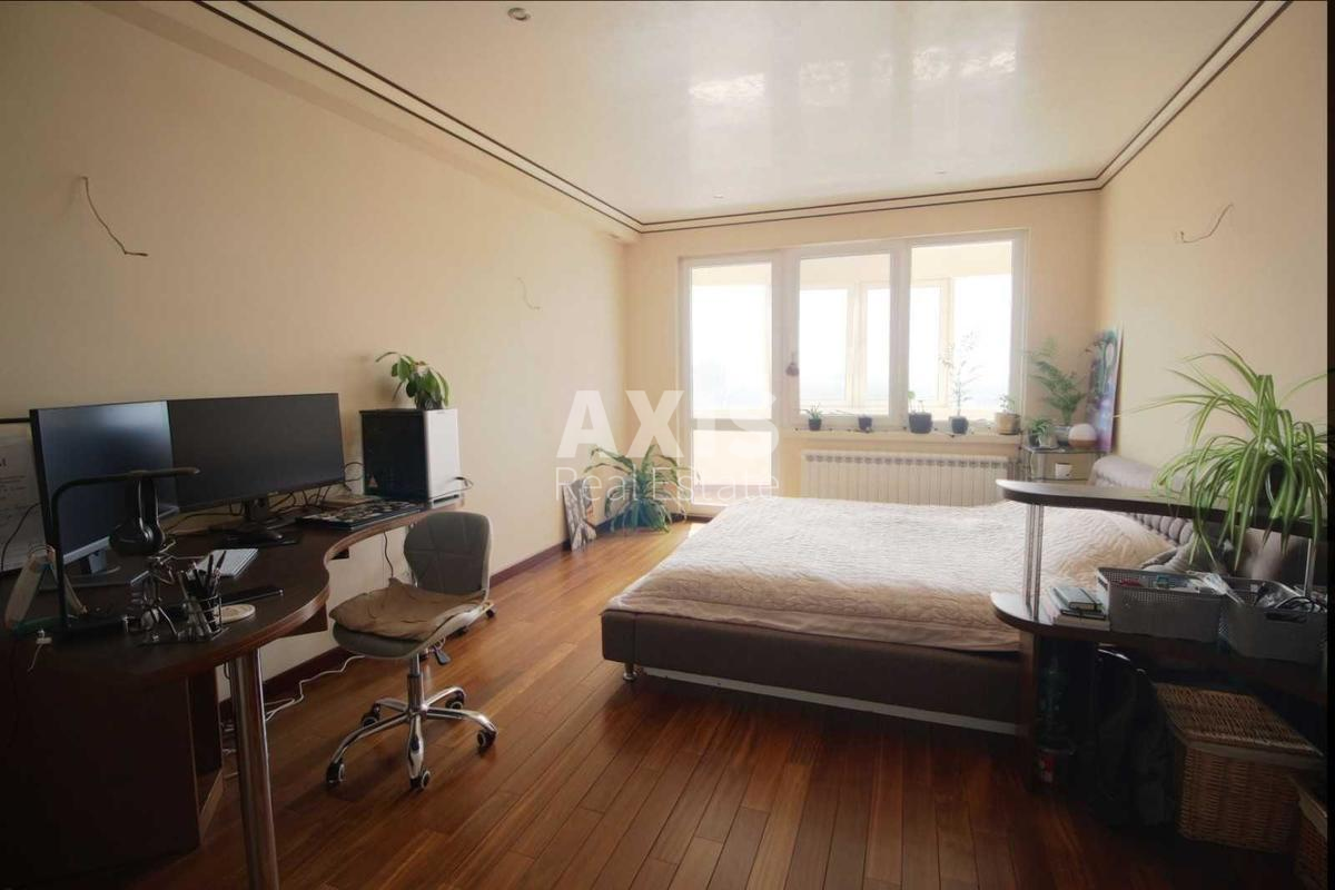 5k apartment vul. Pushynoi' Feodory 235