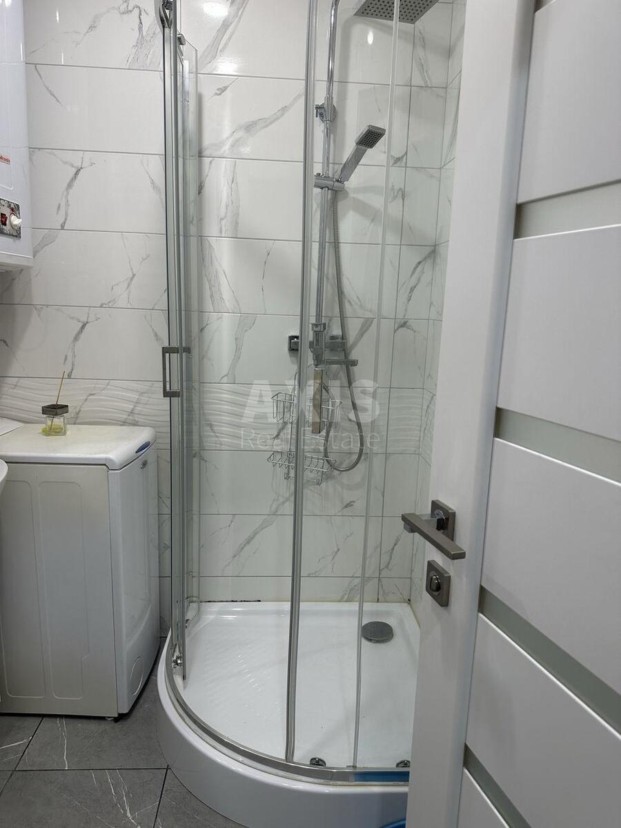 2к квартира ул. Героев Севастополя 44/105