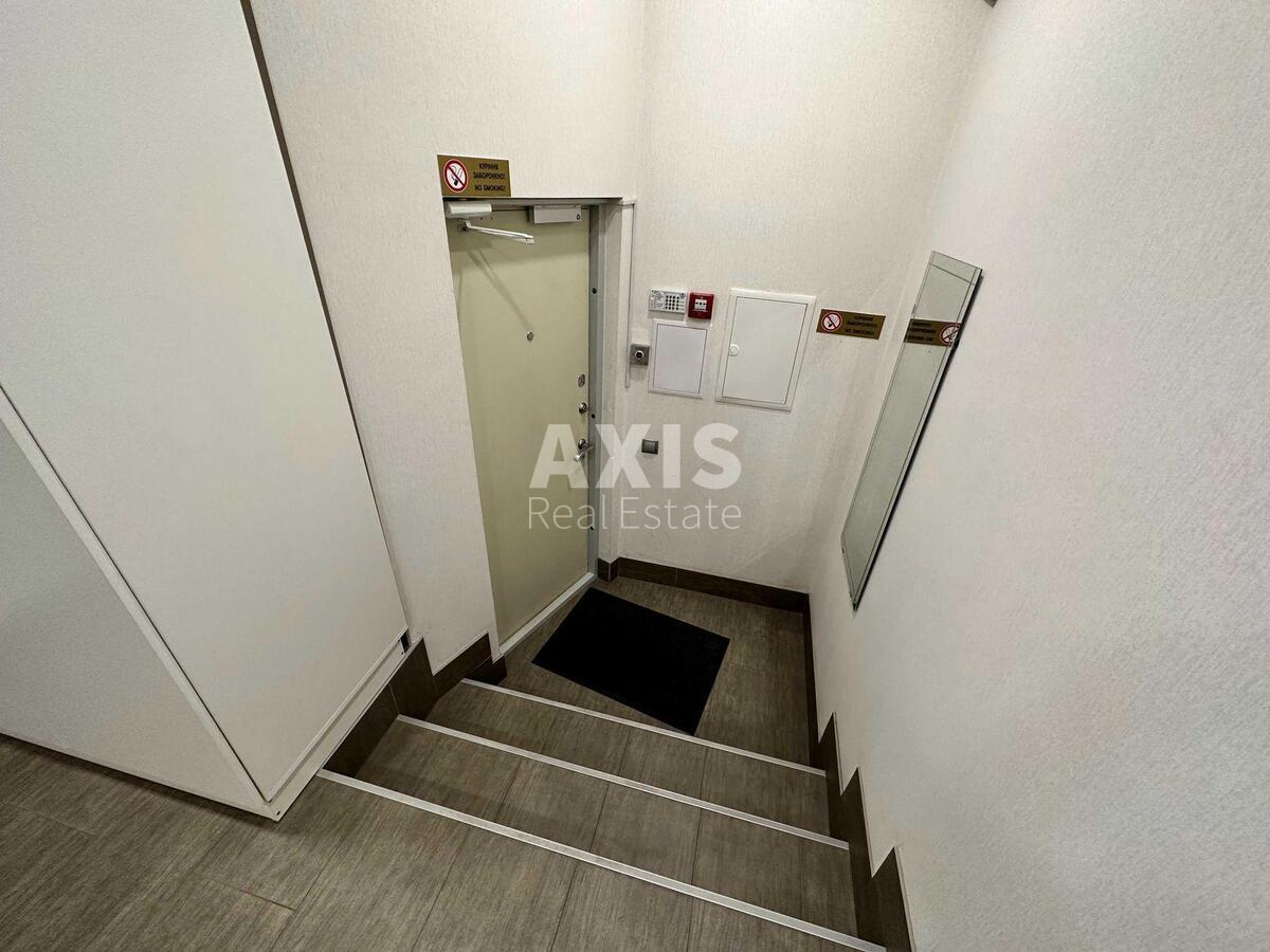 Office vul. Jevgena Konoval'cja 32Б, 100m2548199