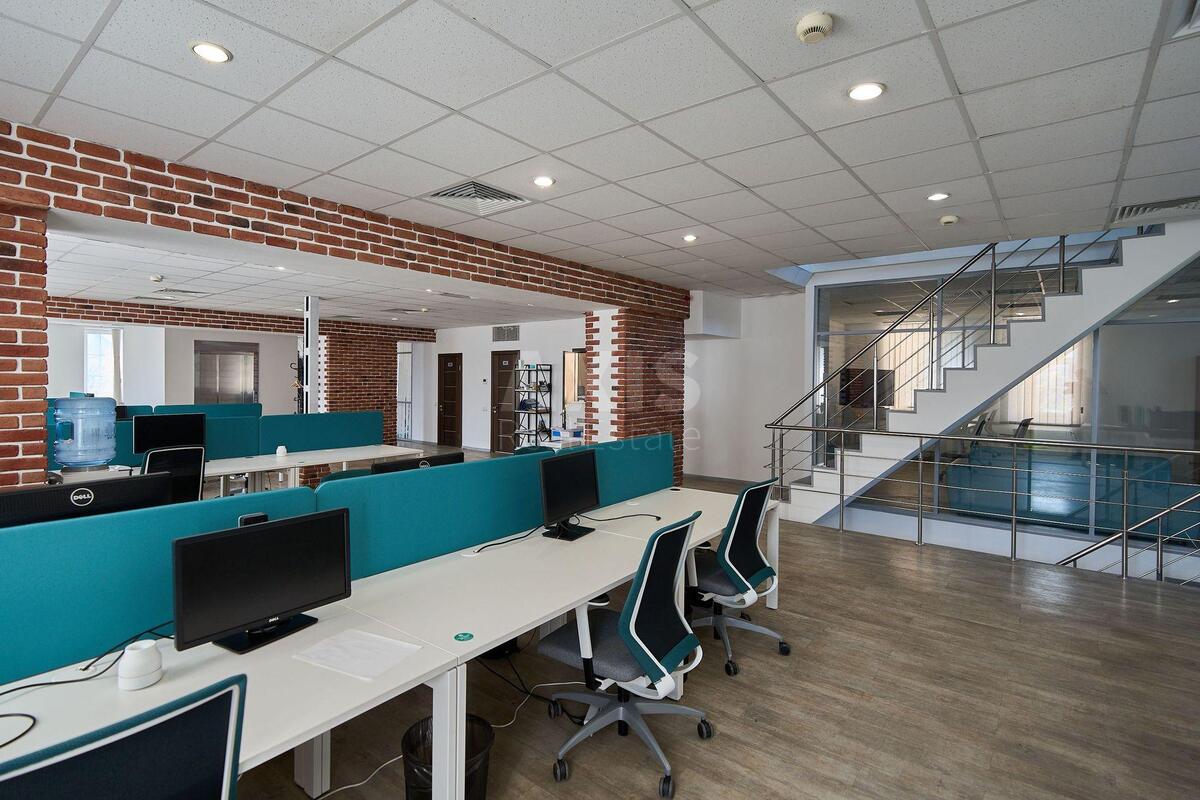 Office vul. Shmidta Otto 6, 1084m2527472