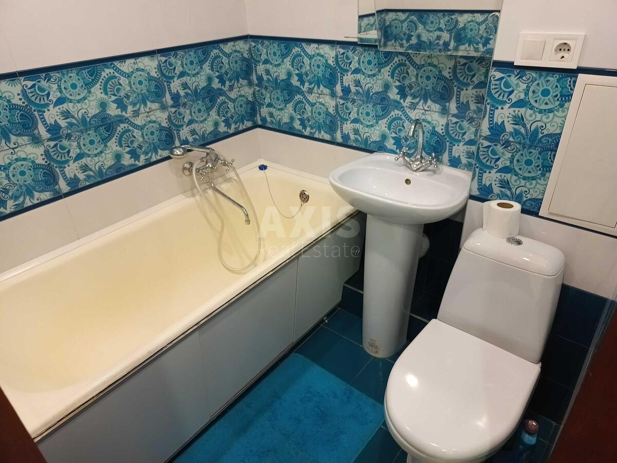 2к квартира ул. Строителей 18572069